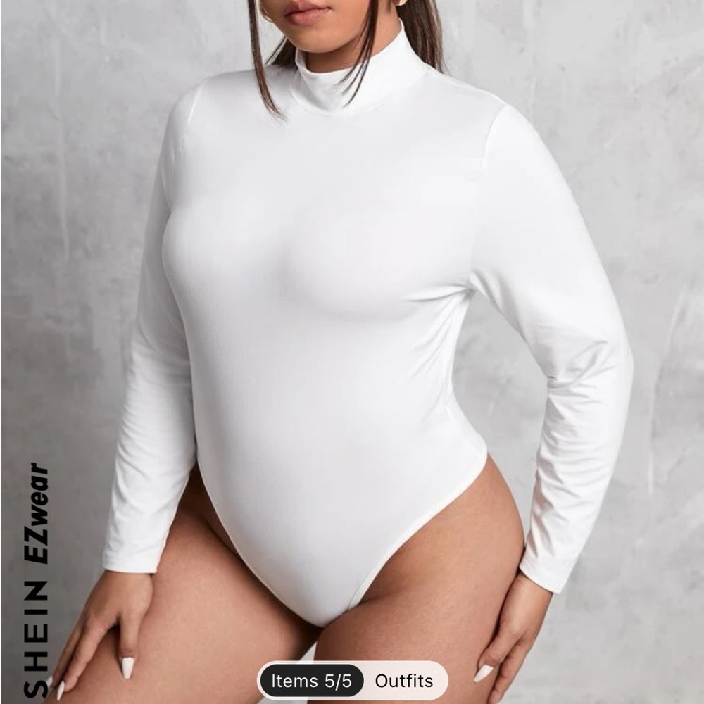 BRAND NEW EZwear Plus Solid Mock Neck Bodysuit